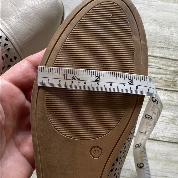 Tan Cray Leather Perforated Flats - Picture 9 of 12